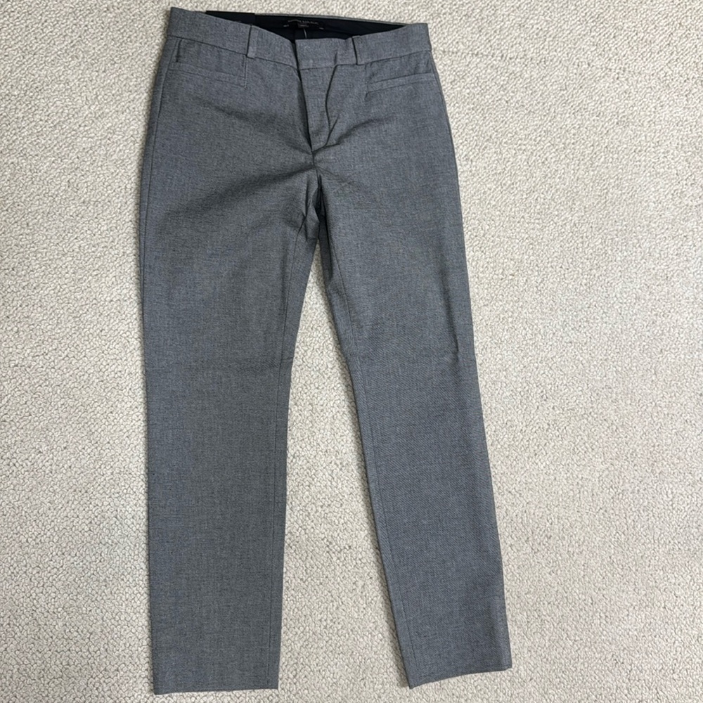NWT Banana republic Sloan pant.  Grey